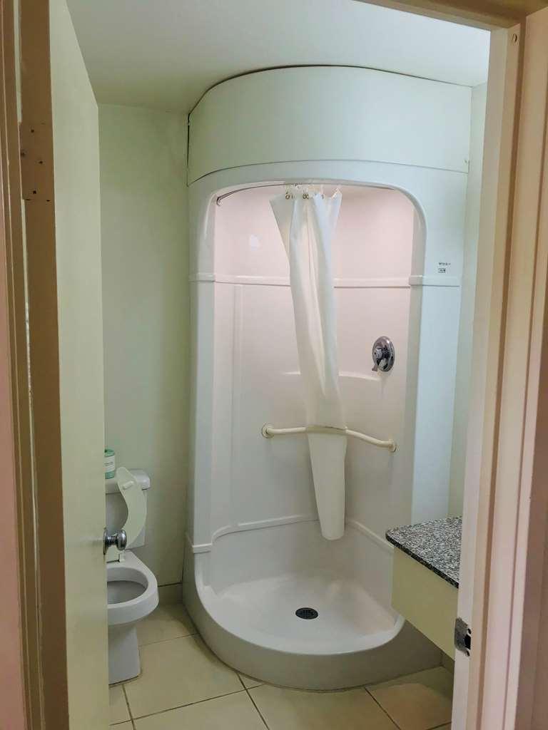 Americas Best Value Inn - Lake Stadt Zimmer foto