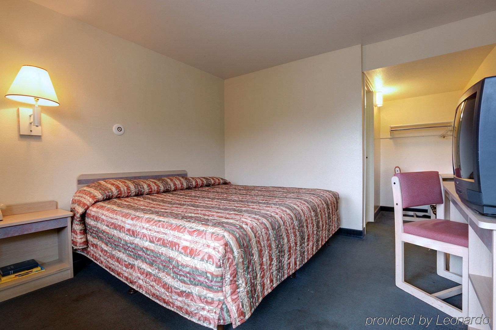 Americas Best Value Inn - Lake Stadt Zimmer foto