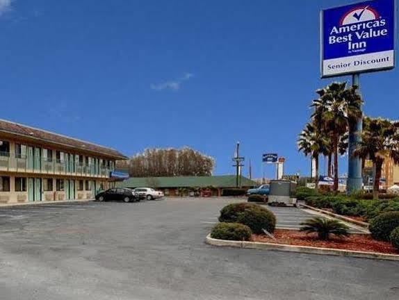 Americas Best Value Inn - Lake Stadt Exterior foto